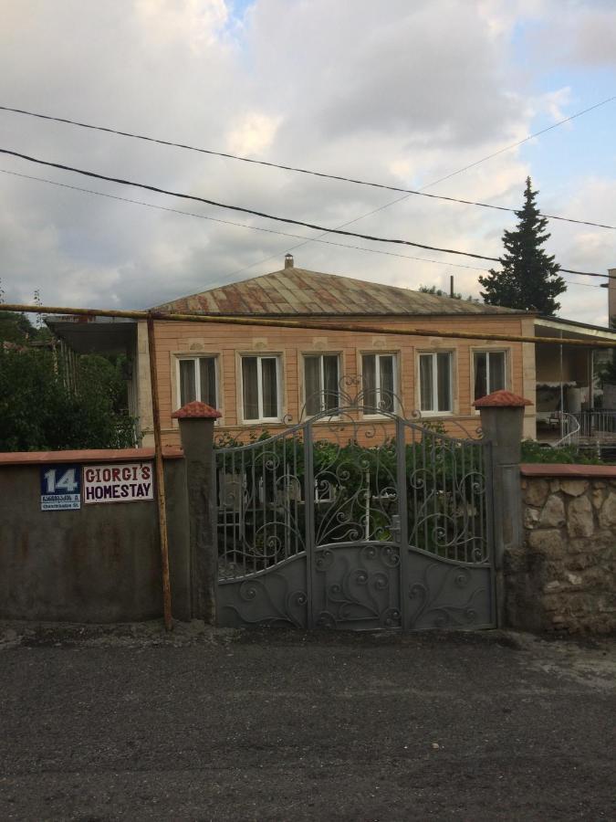 Giorgi'S Homestay Kutaisi Exterior photo