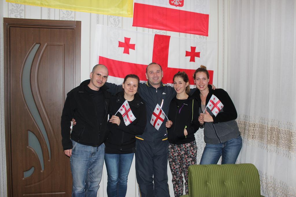 Giorgi'S Homestay Kutaisi Exterior photo