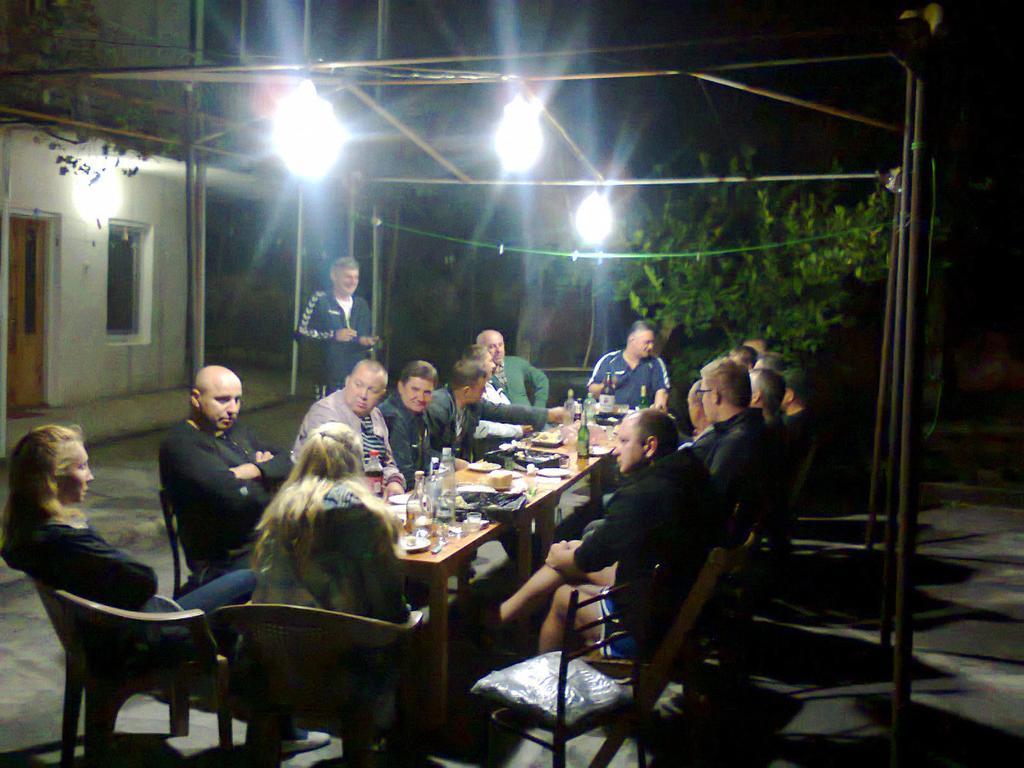 Giorgi'S Homestay Kutaisi Exterior photo