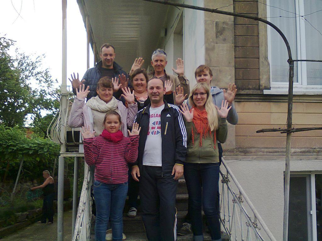 Giorgi'S Homestay Kutaisi Exterior photo