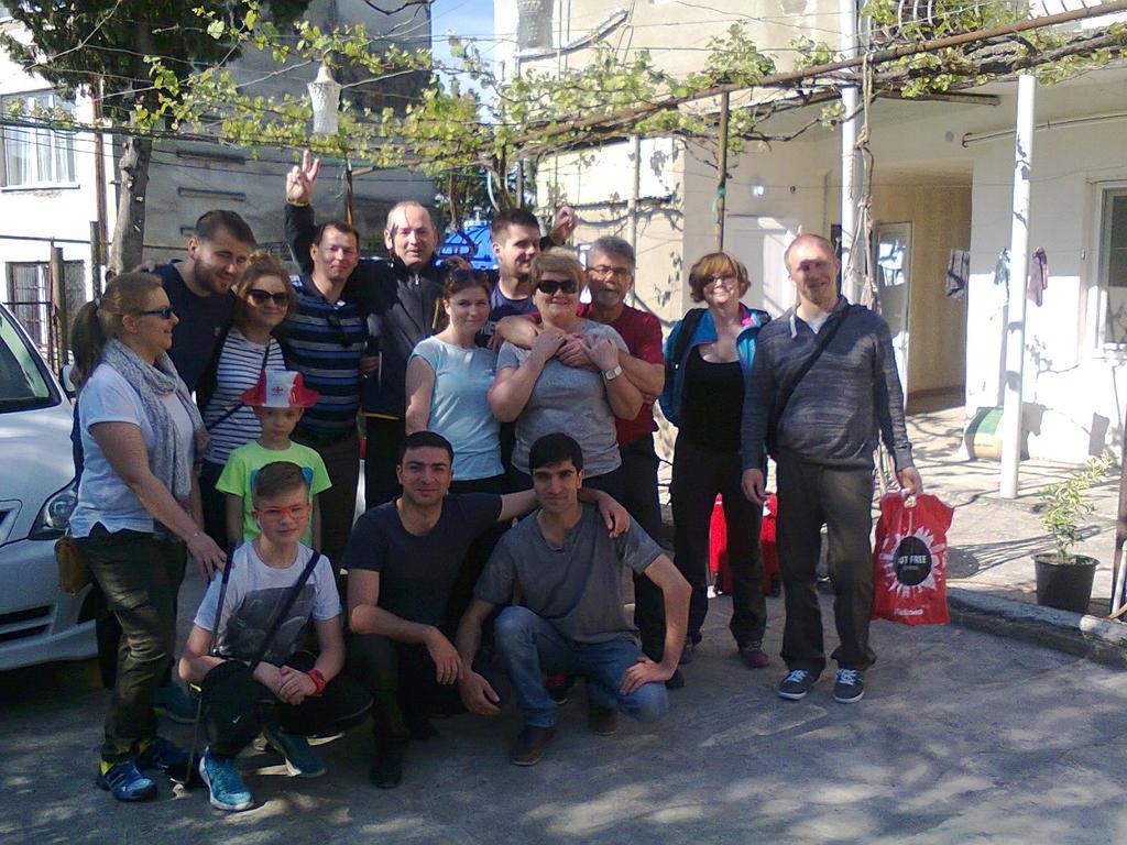 Giorgi'S Homestay Kutaisi Exterior photo